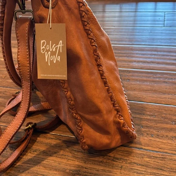 NWT! Gorgeous large Bolsa Nova Leather bag. “Braided” edge details. - Picture 7 of 13